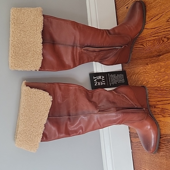 Women's Leather Upper boots - Picture 3 of 8